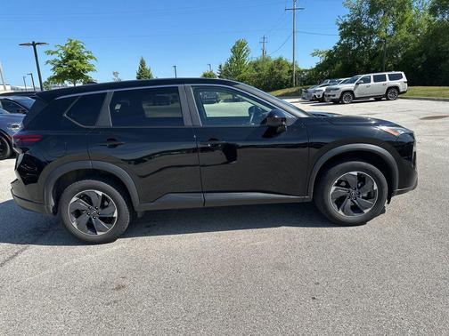 Super Black 2025 Nissan Rogue SV