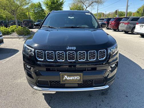 Diamond Black Crystal Pearlcoat 2026 Jeep Compass Limited