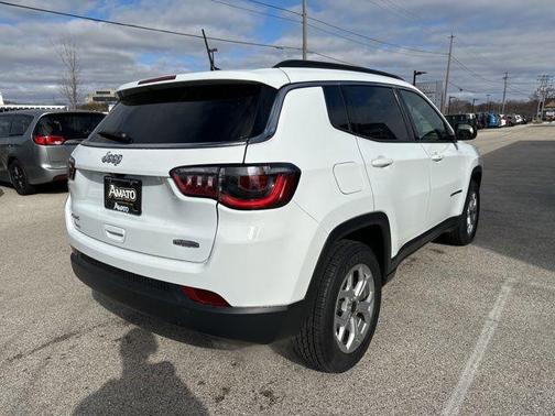 2025 Jeep Compass Latitude