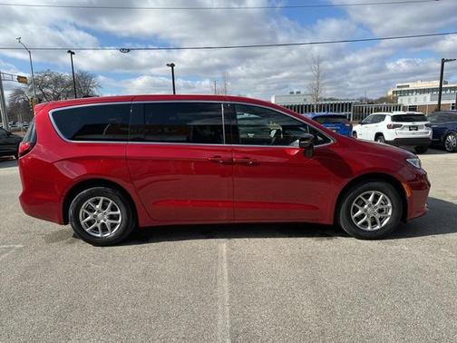 2026 Chrysler Pacifica L