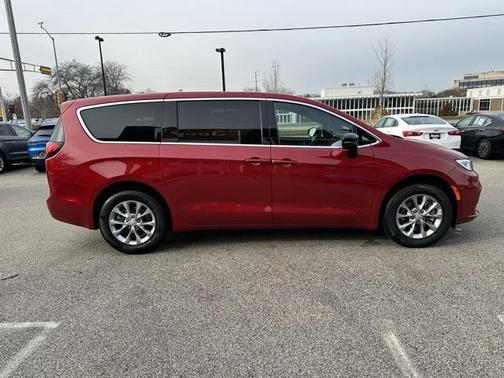 2026 Chrysler Pacifica L