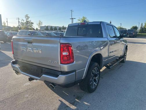 Billet Silver Metallic Clearcoat 2025 RAM 1500 Laramie