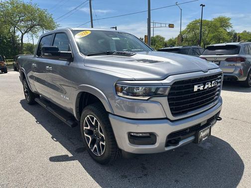 Billet Silver Metallic Clearcoat 2025 RAM 1500 Laramie