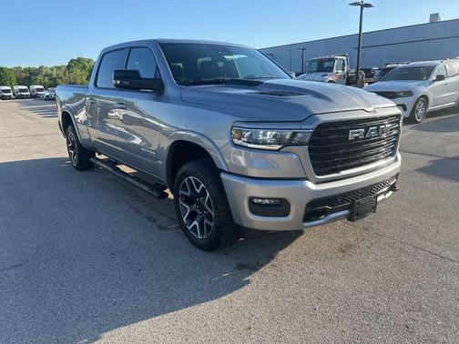 Billet Silver Metallic Clearcoat 2025 RAM 1500 Laramie