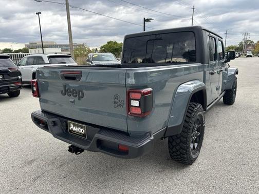 2025 Jeep Gladiator Willys