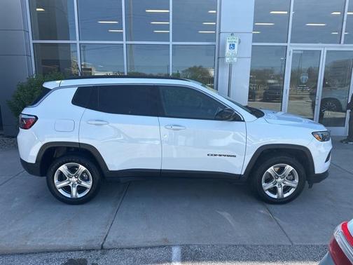 2023 Jeep Compass Latitude