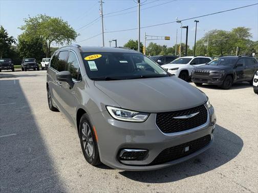 2021 Chrysler Pacifica Hybrid Touring L