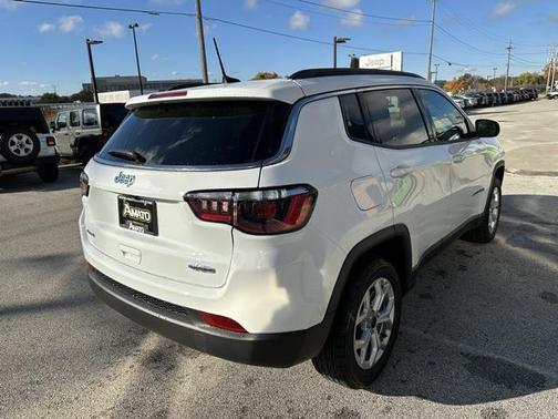 2026 Jeep Compass Latitude