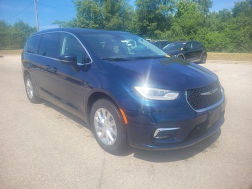 Blue Pearl 2023 Chrysler Pacifica Touring L