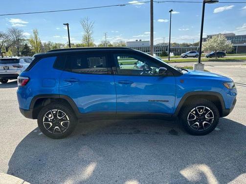 Hydro Blue Pearlcoat 2025 Jeep Compass Trailhawk