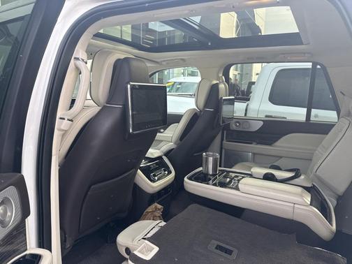 2020 Lincoln Navigator Black Label