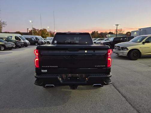 2021 Chevrolet Silverado 1500 Custom Trail Boss