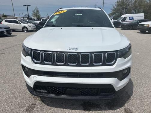 2023 Jeep Compass Latitude