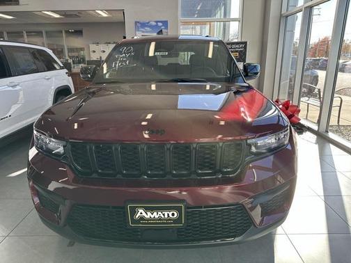 2025 Jeep Grand Cherokee Altitude