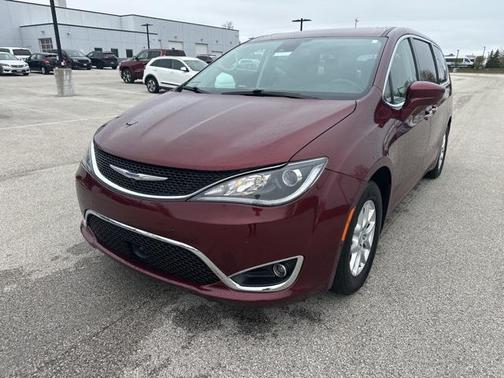 2020 Chrysler Pacifica Touring
