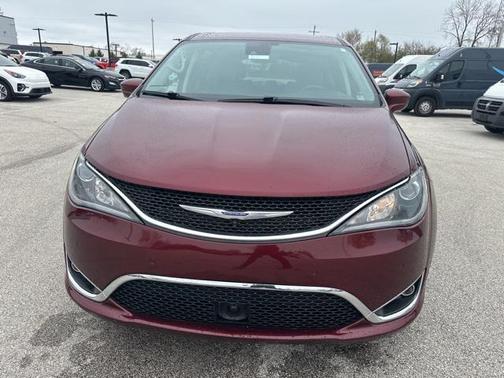 2020 Chrysler Pacifica Touring