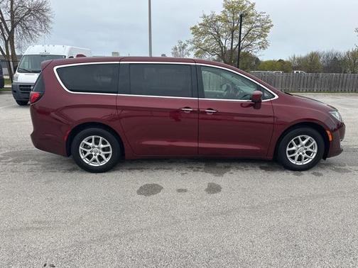 2020 Chrysler Pacifica Touring