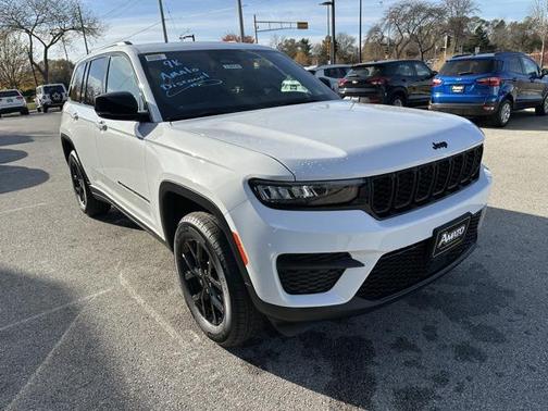 2025 Jeep Grand Cherokee Altitude