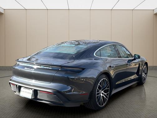2021 Porsche Taycan 4S