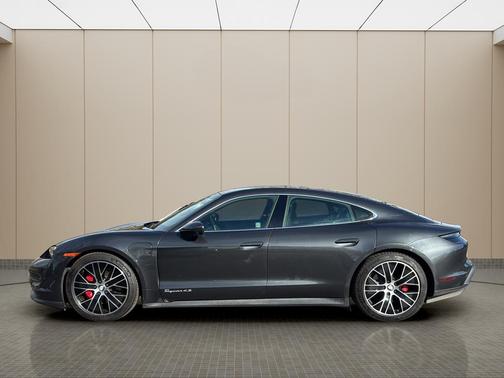 2021 Porsche Taycan 4S