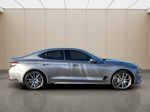 2026 Genesis G70 2.5T Prestige