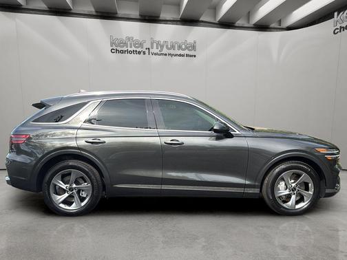 Makalu Gray 2026 Genesis GV70 2.5T