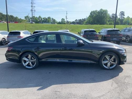 2025 Genesis G80 2.5T
