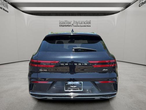 Vik Black 2026 Genesis GV70 2.5T Advanced