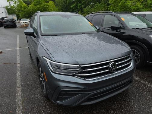 Platinum Gray Metallic 2022 Volkswagen Tiguan 2.0T S