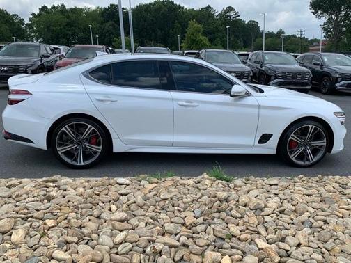 2025 Genesis G70 3.3T Sport Advanced