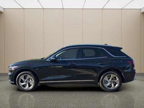 Vik Black 2026 Genesis GV70 2.5T