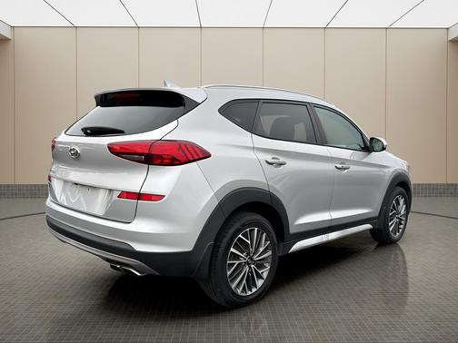 2021 Hyundai TUCSON SEL