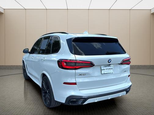 Alpine White 2021 BMW X5 sDrive40i