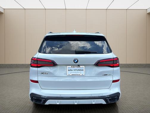 Alpine White 2021 BMW X5 sDrive40i