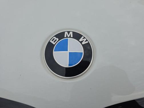 Alpine White 2021 BMW X5 sDrive40i