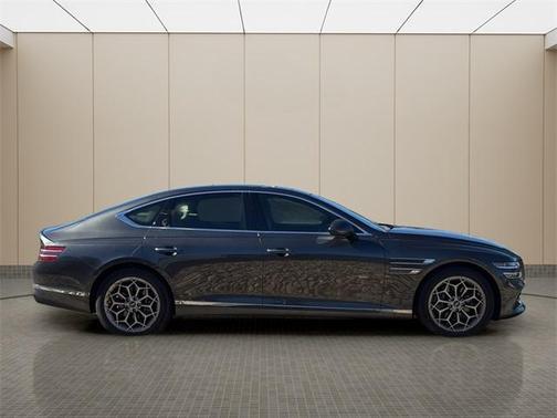 2024 Genesis G80 2.5T
