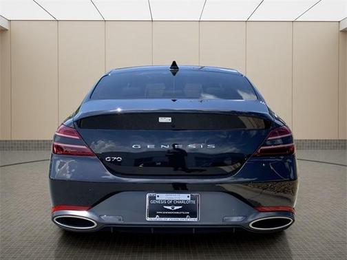 2025 Genesis G70 2.5T