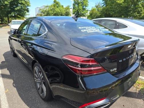 2025 Genesis G70 2.5T