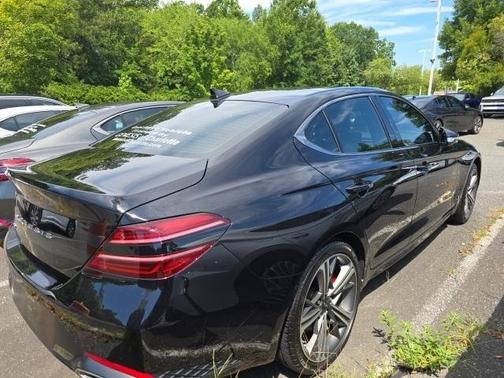 2025 Genesis G70 2.5T