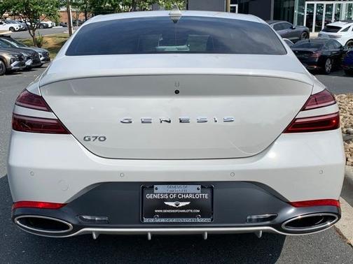 2025 Genesis G70 2.5T