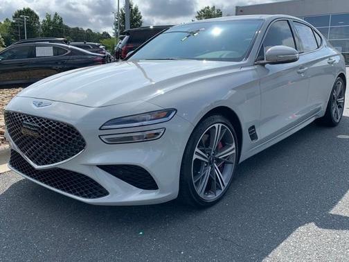 2025 Genesis G70 2.5T