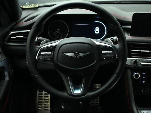 2024 Genesis G70 2.5T