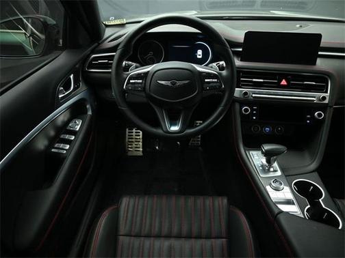2024 Genesis G70 2.5T