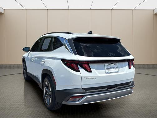 White Pearl 2026 Hyundai TUCSON SEL
