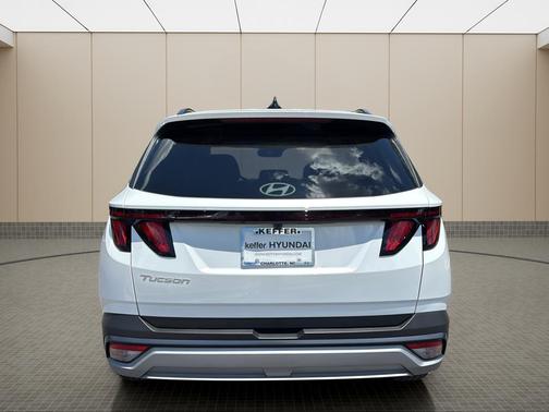 White Pearl 2026 Hyundai TUCSON SEL