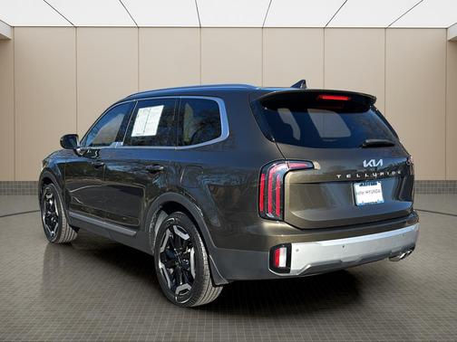 2024 Kia Telluride EX