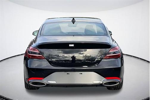 2024 Genesis G70 2.5T
