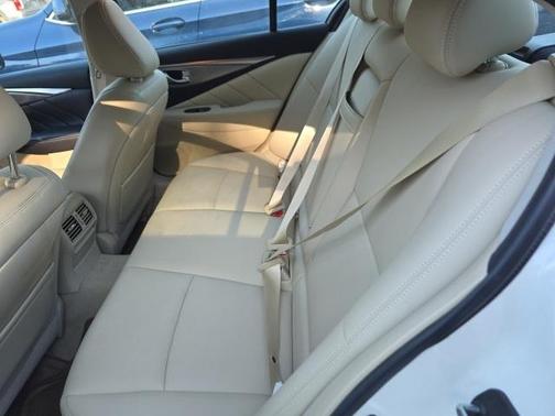 2016 INFINITI Q50 2.0T Premium