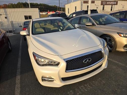 2016 INFINITI Q50 2.0T Premium