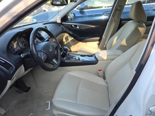 2016 INFINITI Q50 2.0T Premium